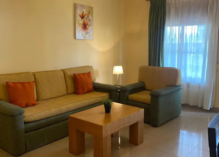 Apartamentos María Del Carmen